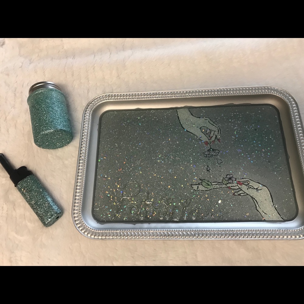 Personalized rolling tray set